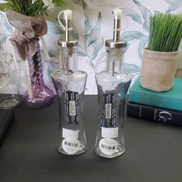 Oil & Vinegar 2pc Set - Picture 2 of 6